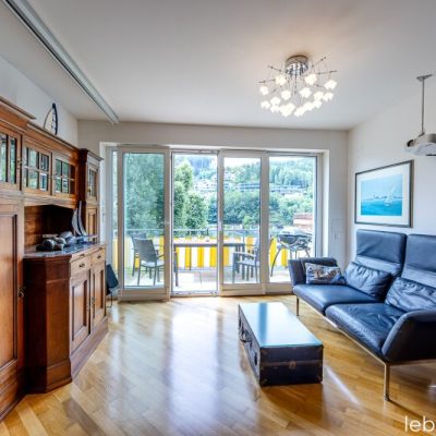 Wohnraum mit Zugang Balkon 2.OG.