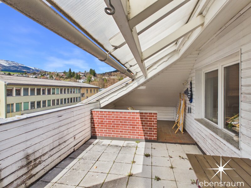 Terrasse (Richtung Westen).