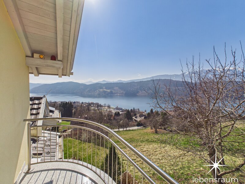Balkon Badezimmer OG.